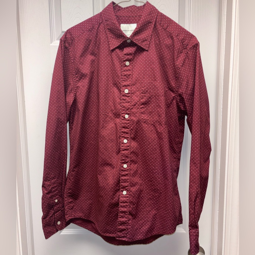 American Eagle Men’s Burgundy Polka Dot Button-Down Shirt | Size S